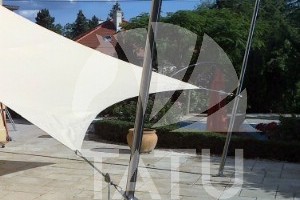 Állítható magasságú és dőlésszögű napvitorla 25