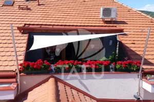 Állítható magasságú és dőlésszögű napvitorla 11